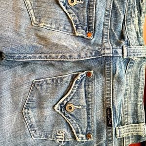 Size 28 Miss Me jeans